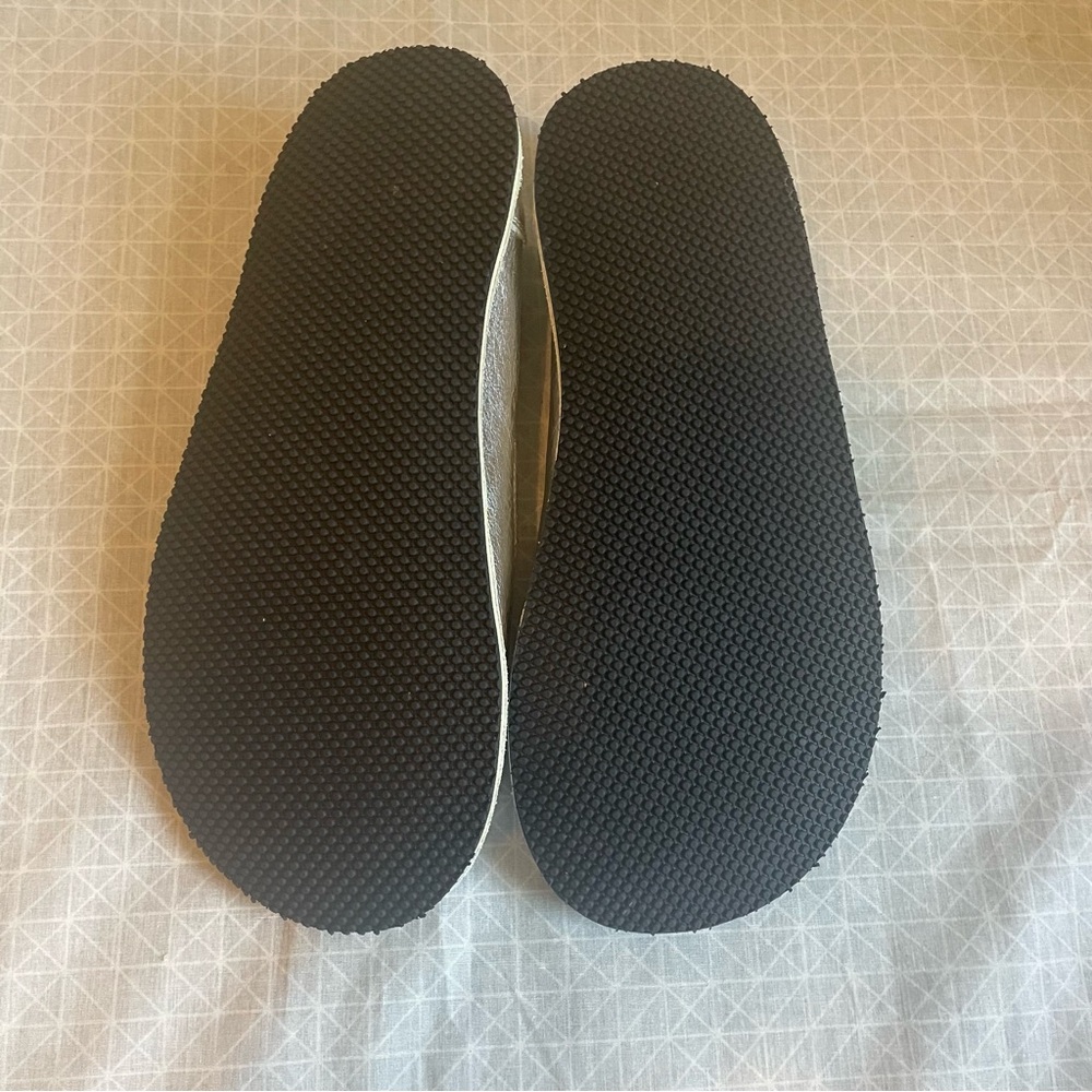 Ruby Barefoot Ballet Flats in Metallic Silver Leather 36 - Picture 6 of 7